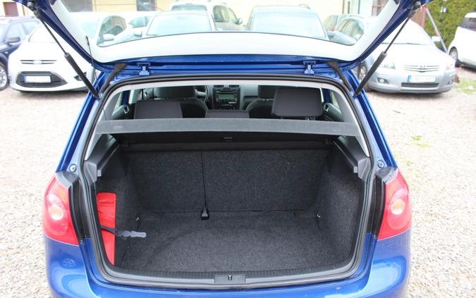 Volkswagen Golf cena 16900 przebieg: 268846, rok produkcji 2006 z Międzyzdroje małe 254